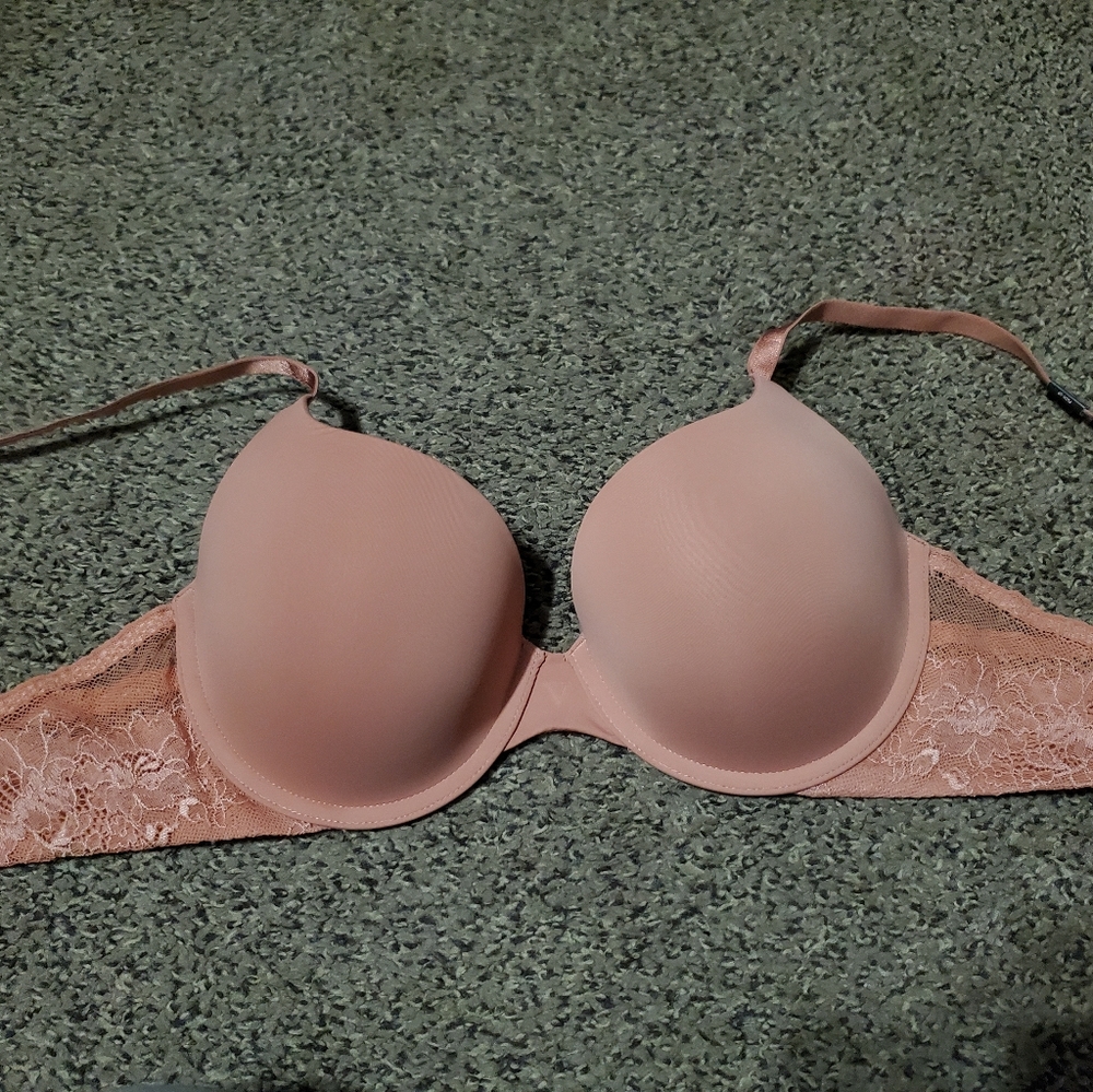 Victoria Secret T Shirt Push Up Full Coverage